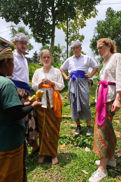 our guide explaines local fruits